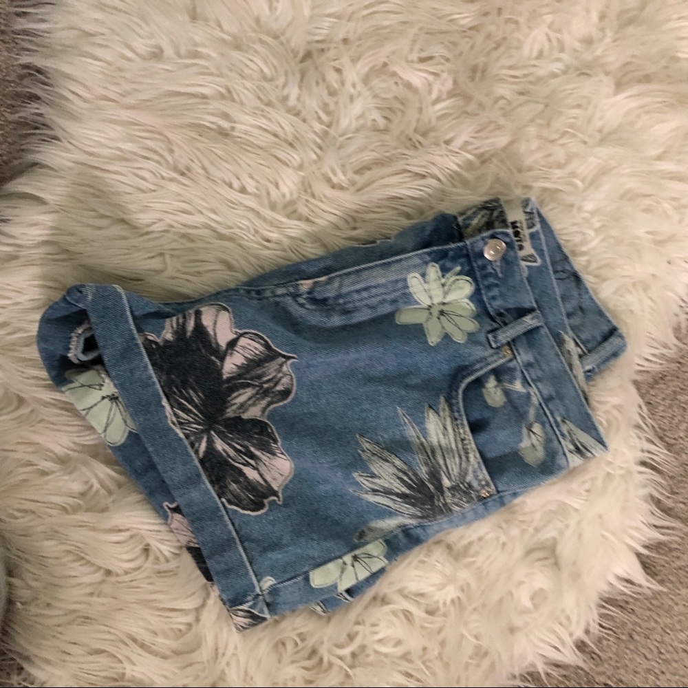 Topshop shorts - Picture 4 of 4
